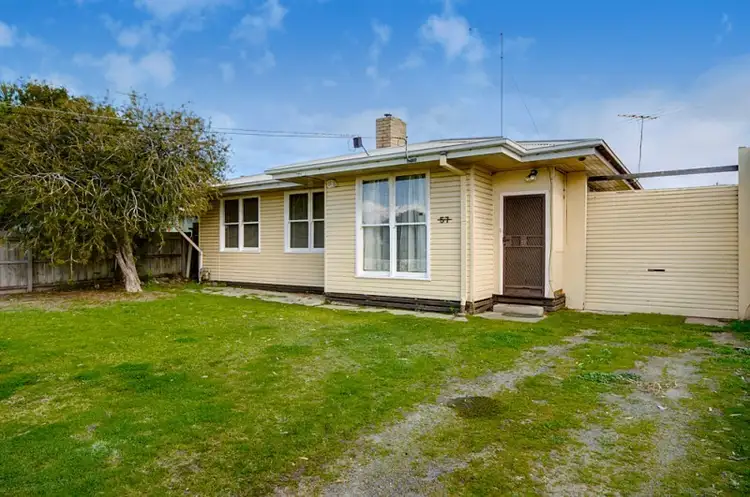 57 Robin Avenue, Norlane VIC 3214