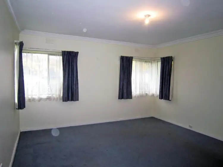 Sixth view of Homely house listing, 4 Longmore Street, Kangaroo Flat VIC 3555