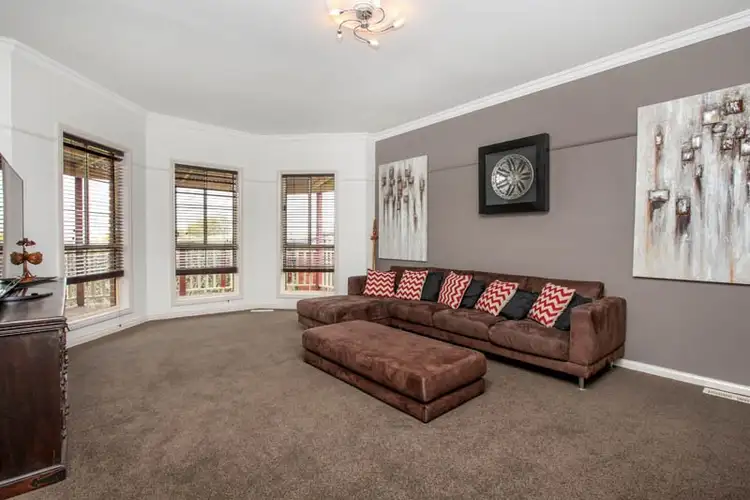 Fifth view of Homely house listing, 7 Ranleigh Rise, Sunbury VIC 3429
