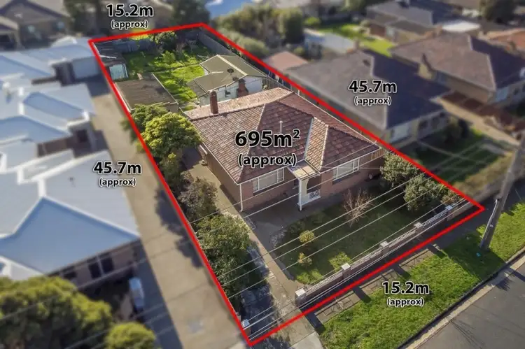 10 Corrigan Avenue, Brooklyn VIC 3012