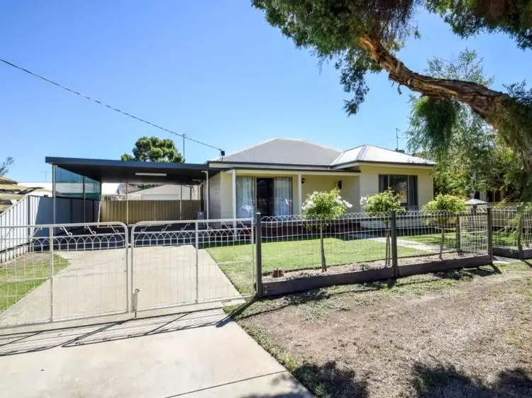 Main view of Homely house listing, 15 Hardisty Street, Wangaratta VIC 3677