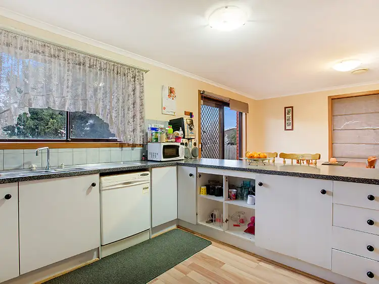Sixth view of Homely house listing, 5 Angela Drive, Hoppers Crossing VIC 3029
