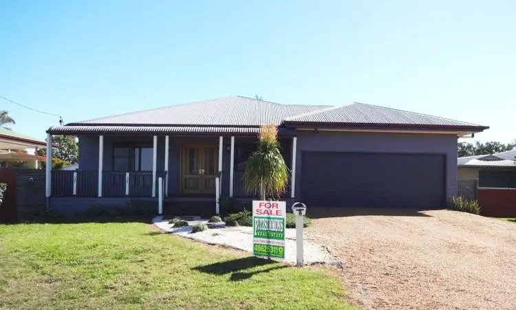 8 Lynette Street, Dalby QLD 4405