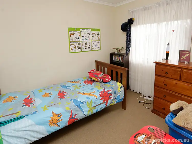 Seventh view of Homely house listing, 33 Allambie Way, Mount Austin NSW 2650