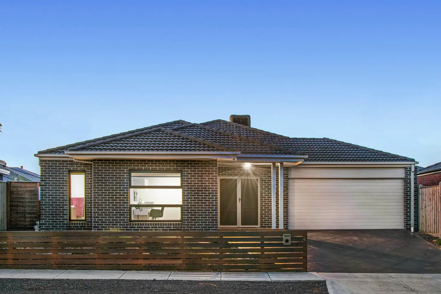 Main view of Homely house listing, 4 Bellavista Drive, Wollert VIC 3750