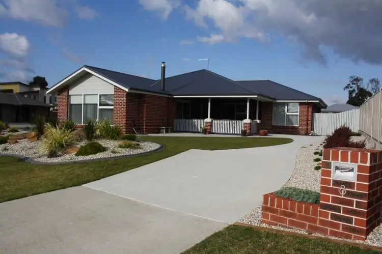 8 Links Court, Shearwater TAS 7307