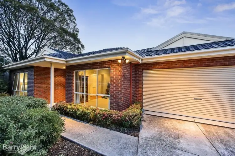 4 Dryden Concourse, Mooroolbark VIC 3138