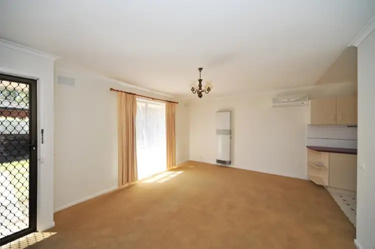 2/6 Cockerell Court, Kennington VIC 3550