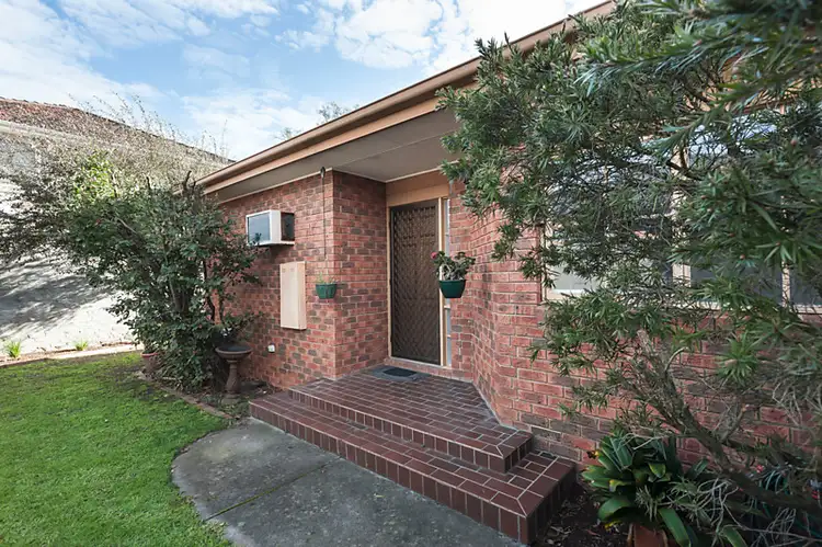 2/9 Coape Street, Cheltenham VIC 3192