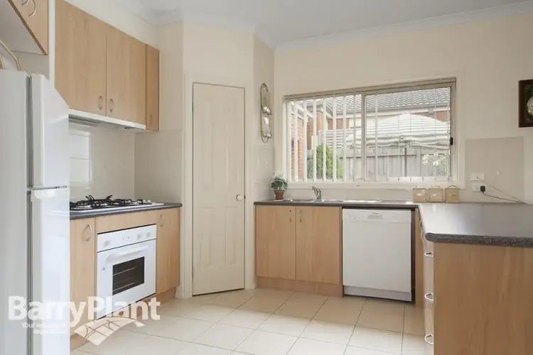 Second view of Homely house listing, 6 Kammich Court, Endeavour Hills VIC 3802