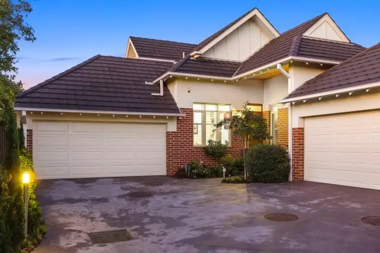 2/15 East India Avenue, Nunawading VIC 3131