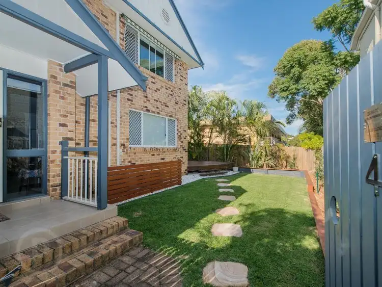 4/72 Miles Street, Hawthorne QLD 4171