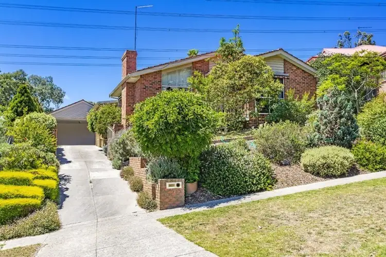 54 Hillingdon Drive, Diamond Creek VIC 3089