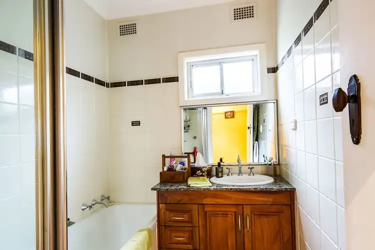 Fifth view of Homely house listing, 2 Raymond Street, Telarah NSW 2320