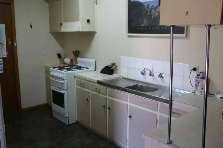 Second view of Homely unit listing, 1/20 Medowra Avenue, Wangaratta VIC 3677