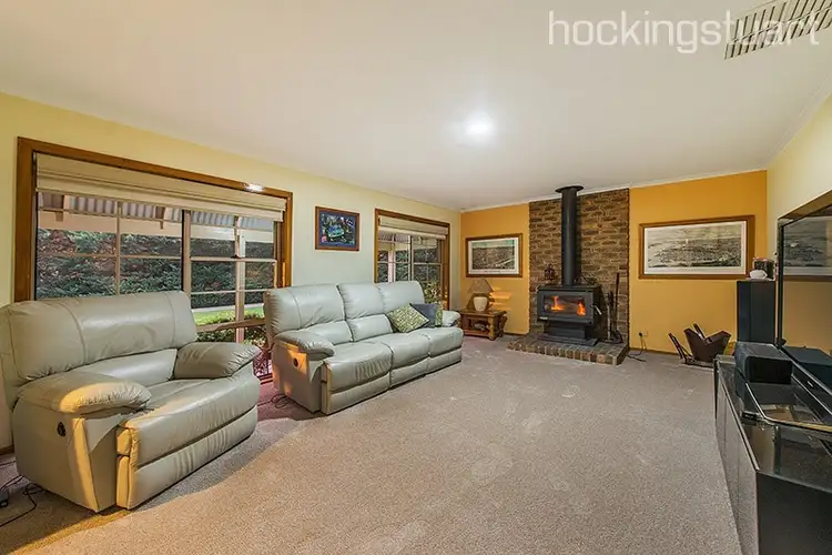 Second view of Homely house listing, 32 Harries Court, Narre Warren North VIC 3804