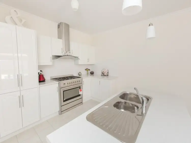 Second view of Homely house listing, 2 Cabernet Court, Mildura VIC 3500