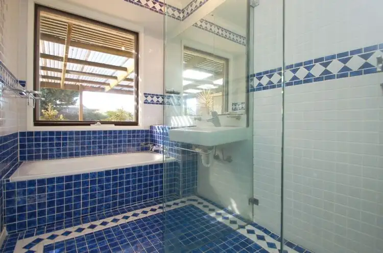Seventh view of Homely house listing, 9 Ellam Court, Meadow Heights VIC 3048