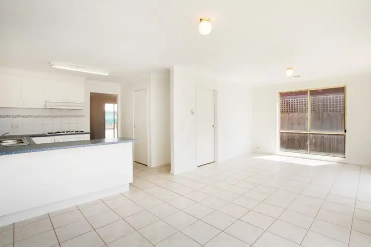 Fifth view of Homely house listing, 2 Matthew Court, Sunshine West VIC 3020