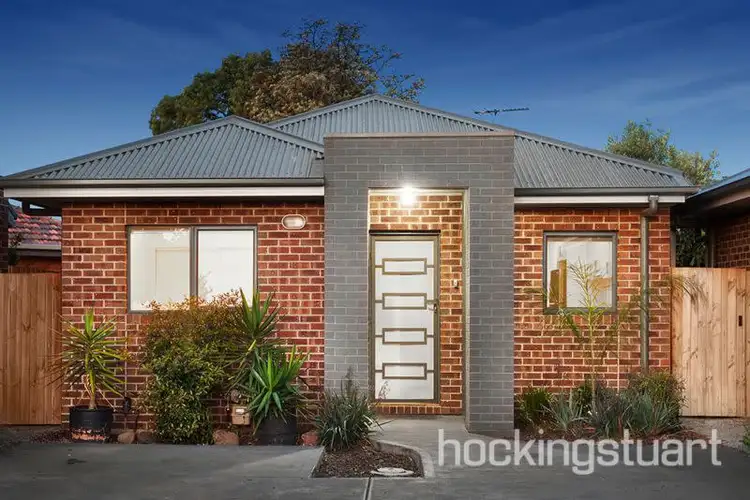 2/6 Jelf Court, Fawkner VIC 3060