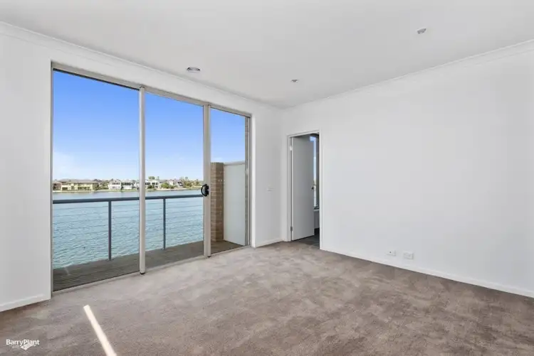 Sixth view of Homely house listing, 73 Broadbeach Circuit, Sanctuary Lakes VIC 3030