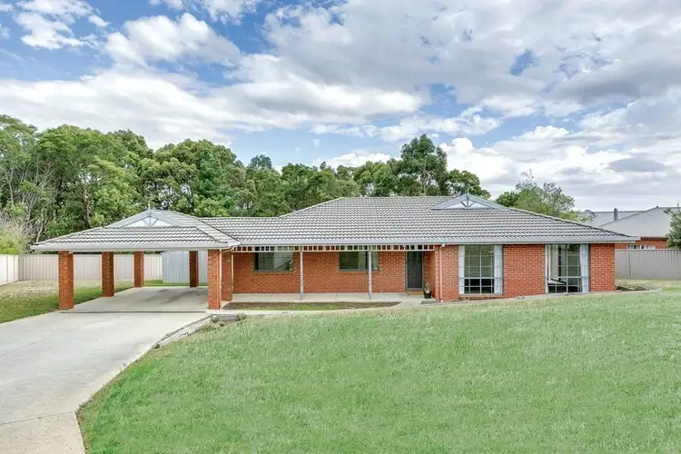 18 Park Lane, Mount Helen VIC 3350