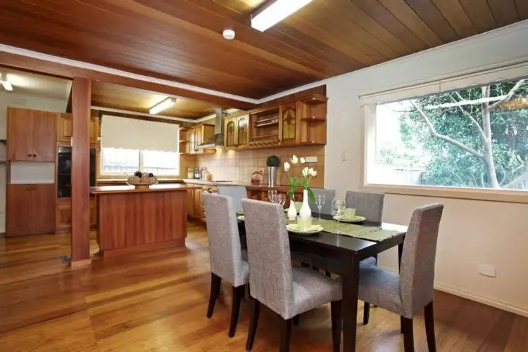 Sixth view of Homely house listing, 3 Fiona Court, Gladstone Park VIC 3043