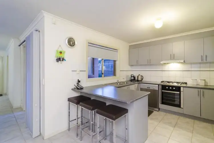 Fifth view of Homely house listing, 2 Sandleford Way, Hoppers Crossing VIC 3029