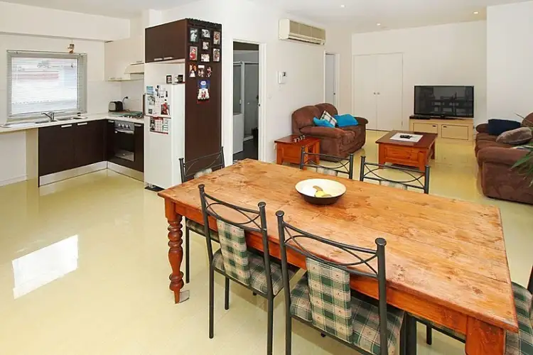 Fifth view of Homely apartment listing, 10/261 Broadway, Reservoir VIC 3073
