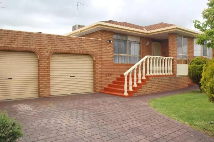 17 Gilmour Court, Meadow Heights VIC 3048
