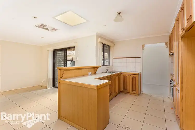 Second view of Homely house listing, 3 Leathers Court, Altona Meadows VIC 3028