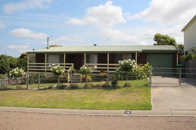 14 Mist Street, Lakes Entrance VIC 3909
