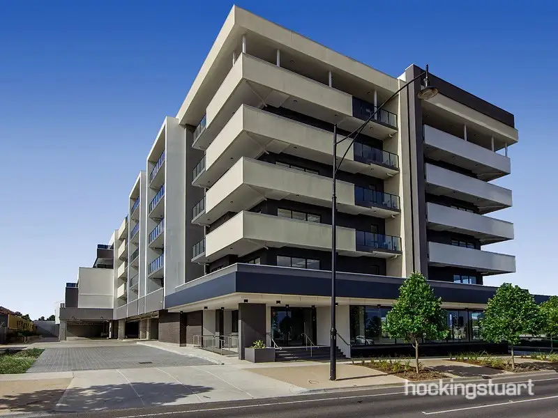 Main view of Homely house listing, 73/152 Lake Street, Caroline Springs VIC 3023