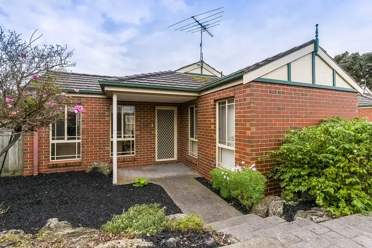 2/25 Torquay Road, Belmont VIC 3216