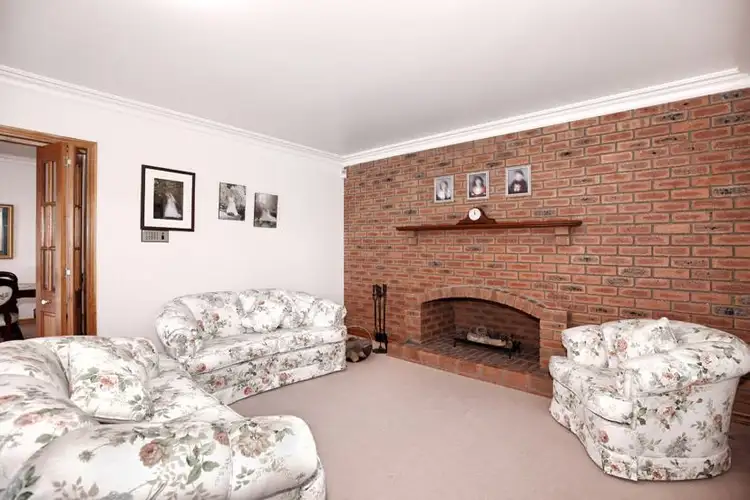 Fifth view of Homely house listing, 15 Burbridge Drive, Greenvale VIC 3059