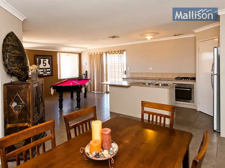 28 Munday Avenue, Brookdale WA 6112