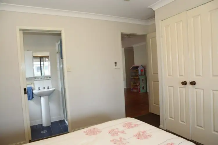Seventh view of Homely house listing, 15 Staunton, Emerald QLD 4720