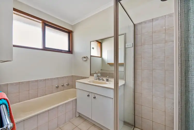 Sixth view of Homely unit listing, 4/14 Williams Street, Frankston VIC 3199