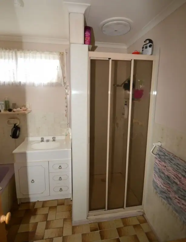 Sixth view of Homely house listing, 50 Hallett Crescent, Wangaratta VIC 3677