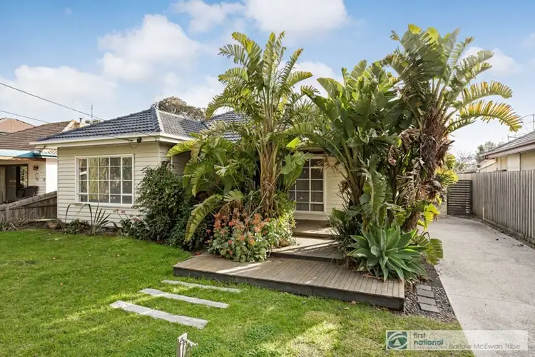 21 Delmont Avenue, Altona VIC 3018