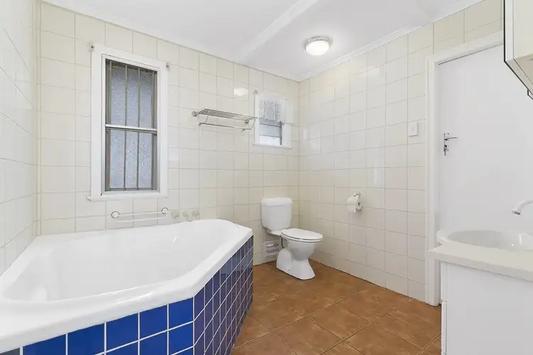 Sixth view of Homely house listing, 8 Burns Lane, Silkstone QLD 4304