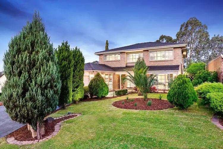 54 Newlands Crescent, Doncaster East VIC 3109
