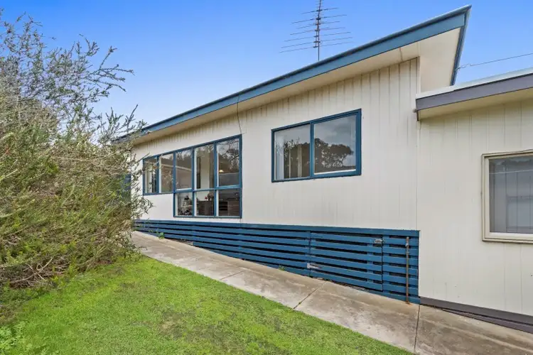 3/8 Alexandra Avenue, Jan Juc VIC 3228