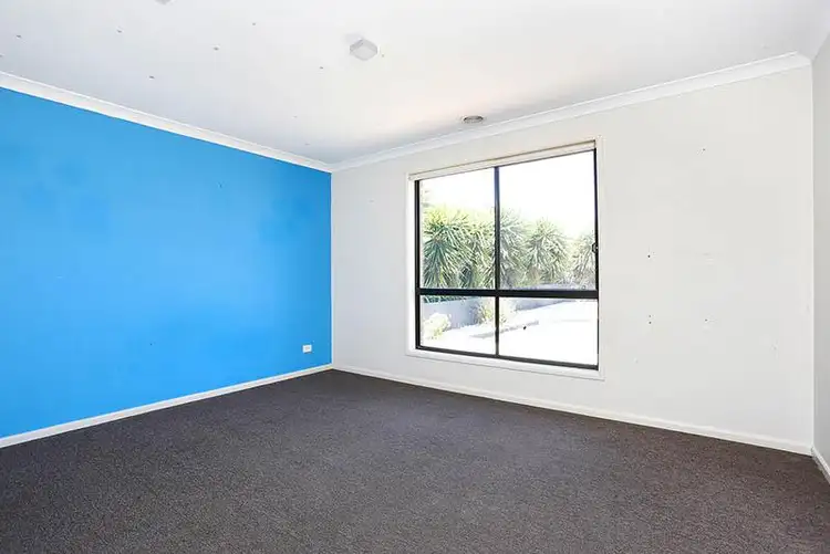 Seventh view of Homely house listing, 15 Stephanie Court, Carrum Downs VIC 3201