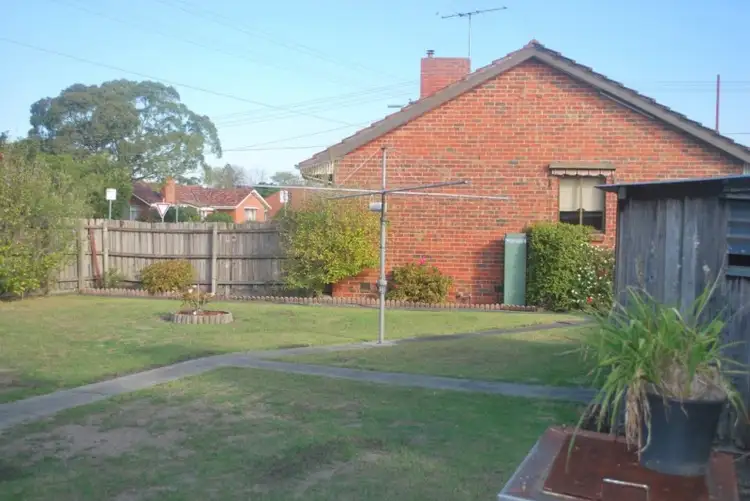 Fifth view of Homely house listing, 2 Lichfield Avenue, Jacana VIC 3047