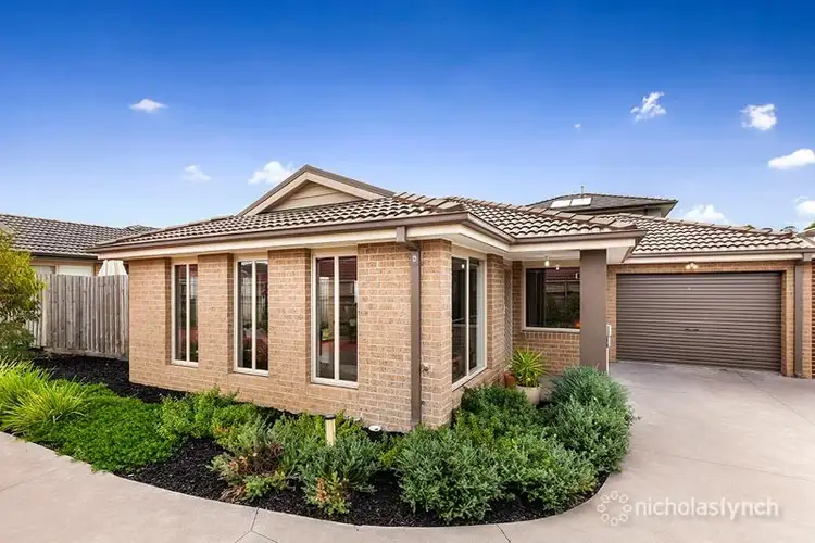 4/7b Warrenwood Place, Langwarrin VIC 3910
