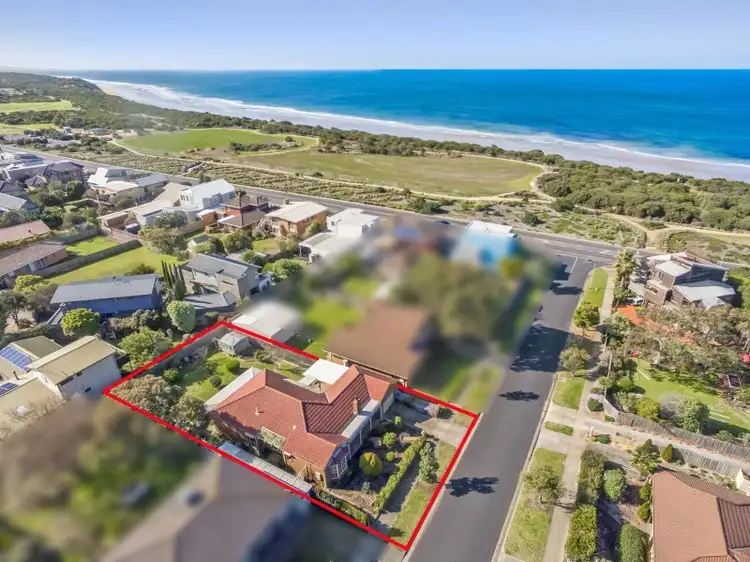 39 Aquilla Avenue, Torquay VIC 3228