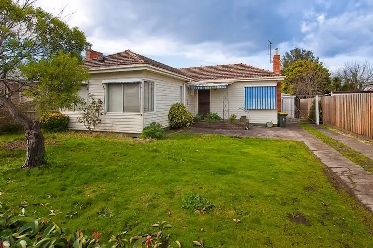 80 Paget Avenue, Glenroy VIC 3046