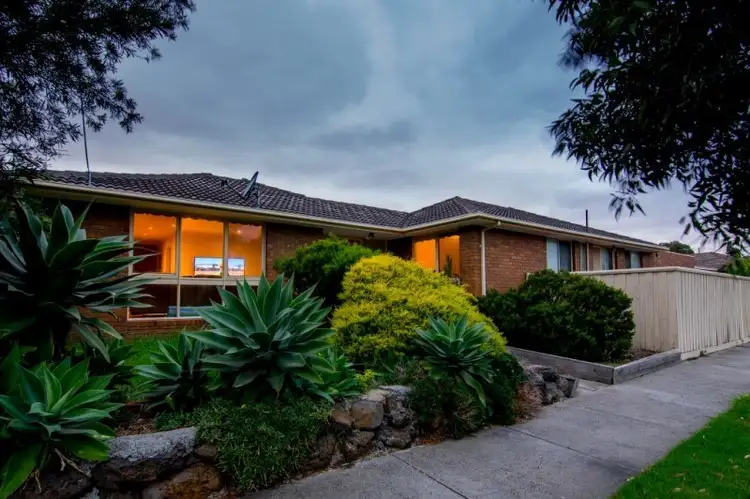 9 Pinetree Crescent, Lalor VIC 3075