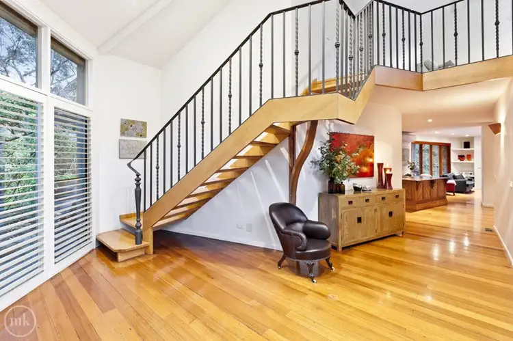 Fourth view of Homely house listing, 8 Jalna Crt, Eltham VIC 3095